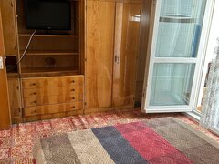 Bd-ul Decebal, str. Negoiului, et. 1/4